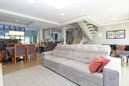 Casa de Condomínio com 4 Quartos à venda, 225m² no Passo das Pedras, Porto Alegre