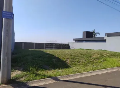 Lote/Terreno à venda, 240m² no Loteamento Santa Maria do Leme, São Carlos