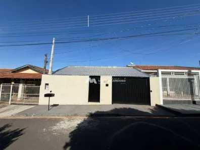 Casa com 3 Quartos à venda, 130m² no Conjunto Habitacional Costa do Sol, São José do Rio Preto