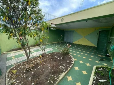 Casa com 3 Quartos à venda, 200m² no Vila Mogilar, Mogi das Cruzes
