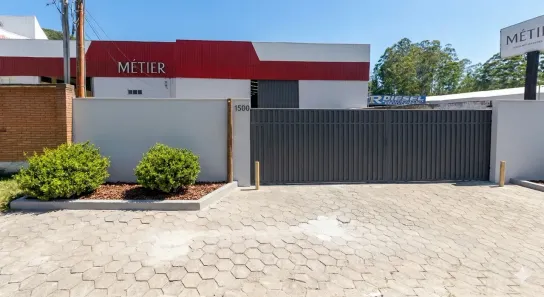 Galpão/Depósito/Armazém para alugar, 1700m² no Bortolan, Poços de Caldas