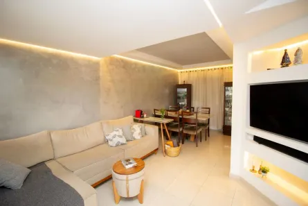 Casa com 3 Quartos à venda, 115m² no Cabral, Contagem