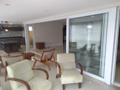Apartamento com 3 Quartos para alugar, 234m² no Santo Antônio, São Caetano do Sul