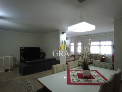 Sobrado com 3 Quartos à venda, 435m² no Vila Francisco Matarazzo, Santo André