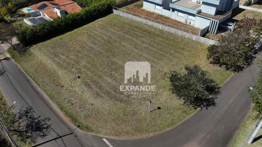Lote/Terreno à venda, 1100m² no Residencial Parque Laguna I, Botucatu