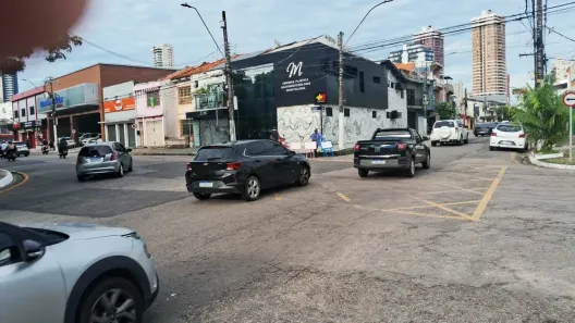 Prédio Comercial para alugar, 250m² no Umarizal, Belém
