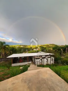 Fazenda/Sítio com 3 Quartos à venda, 240m² no Almeida Prado, Igaratá