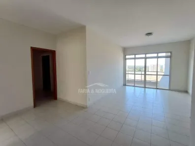 Apartamento com 3 Quartos para alugar, 124m² no Jardim Donângela, Rio Claro