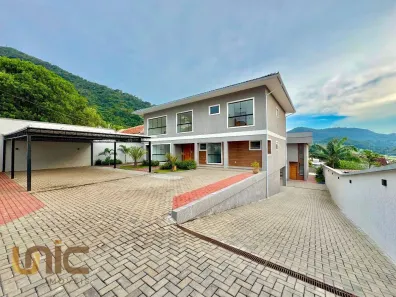 Casa de Condomínio com 3 Quartos à venda, 142m² no Caxangá, Teresópolis
