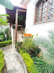 Casa com 3 Quartos à venda, 207m² no Colégio Batista, Belo Horizonte