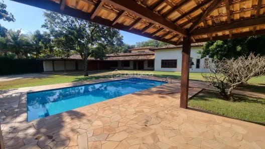 Fazenda/Sítio com 4 Quartos para alugar, 700m² no Piracambaia I, Campinas