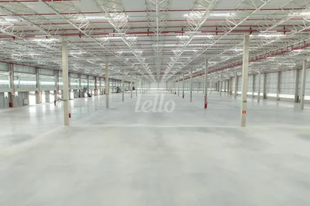 Galpão/Depósito/Armazém para alugar, 2464m² no Água Espraiada, Embu das Artes