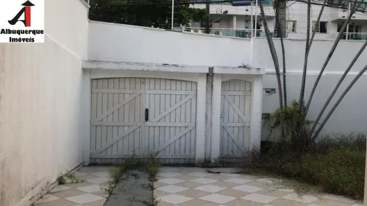 Casa com 3 Quartos à venda, 380m² no Renascença, São Luís