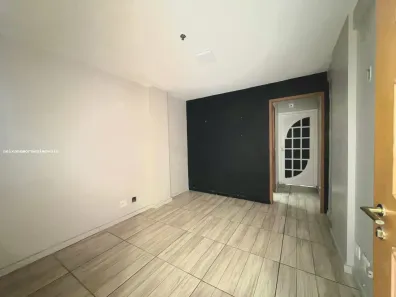Sala Comercial à venda, 32m² no Centro, Nova Iguaçu
