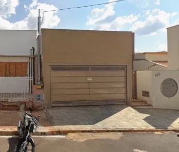 Casa com 4 Quartos à venda, 321m² no Centro, Tupã