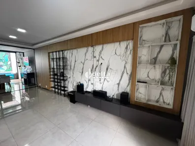 Casa com 3 Quartos à venda, 150m² no Aclimação, Uberlândia