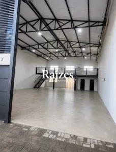 Galpão/Depósito/Armazém à venda, 298m² no Novo Mundo, Uberlândia