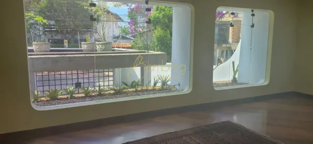 Casa com 4 Quartos para alugar, 330m² no Santo Amaro, São Paulo