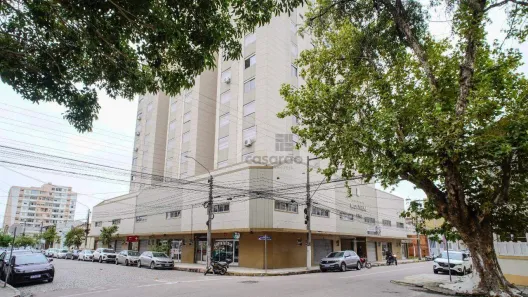 Apartamento com 3 Quartos para alugar, 55m² no Centro, Pelotas