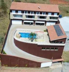 com 8 Quartos à venda, 800m² no Centro, Igaratá