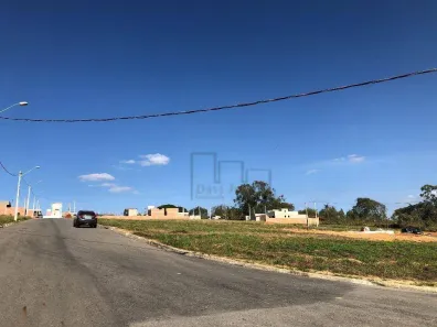 Lote/Terreno à venda, 406m² no Vila Santa Isabel, Salto de Pirapora
