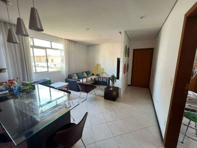 Apartamento com 3 quartos — Sagrada Família, Belo Horizonte