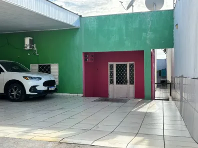 Casa com 5 Quartos à venda, 80m² no Tijucal, Cuiabá