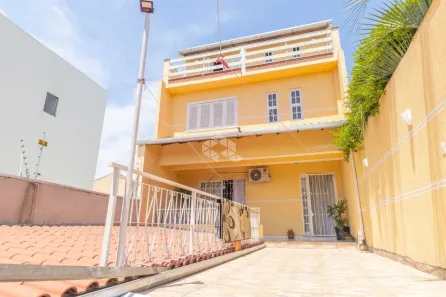 Casa com 3 Quartos à venda, 172m² no Partenon, Porto Alegre