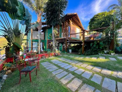 Casa de Condomínio com 3 Quartos à venda, 273m² no Vargem Grande, Teresópolis