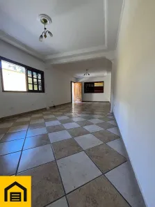 Sobrado com 3 Quartos à venda, 300m² no Parque Alvorada, Mauá