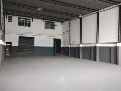 Galpão/Depósito/Armazém para alugar, 500m² no Ramos, Rio de Janeiro