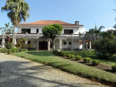 Fazenda/Sítio com 4 Quartos à venda, 1000m² no Dos Finco, São Bernardo do Campo