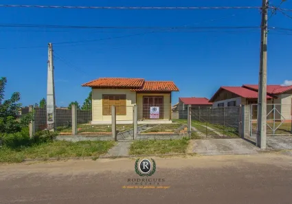 Casa com 2 Quartos para alugar, 47m² no Passo de Torres, Passo de Torres
