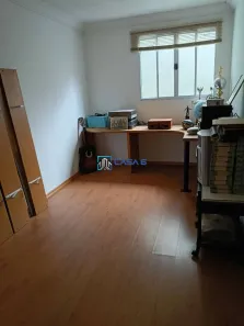 Sobrado com 6 Quartos à venda, 250m² no Vila Carrão, São Paulo