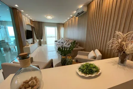 Apartamento com 5 Quartos à venda, 240m² no Meia Praia, Itapema