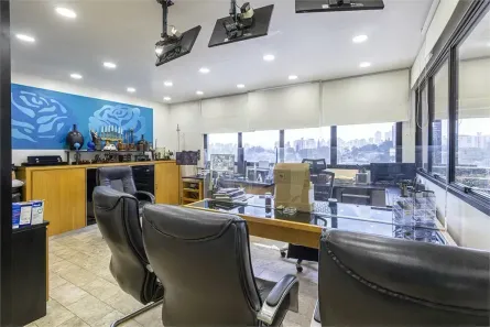 com 1 Quarto para venda ou aluguel, 550m² no Higienópolis, São Paulo
