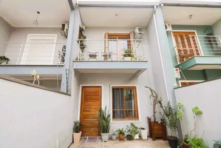 Casa com 2 Quartos à venda, 83m² no São José, Canoas
