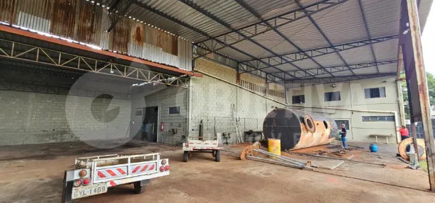 Galpão/Depósito/Armazém para alugar, 1000m² no Custódio Pereira, Uberlândia