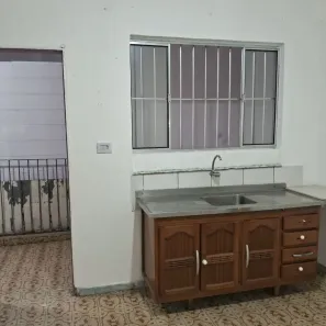 Casa com 1 Quarto para alugar, 33m² no Helena Maria, Osasco