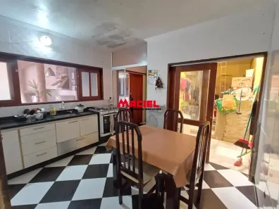 Casa com 2 Quartos à venda, 170m² no Jardim Santo Onofre, São José dos Campos