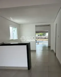 Casa com 3 Quartos à venda, 117m² no Planalto, Uberlândia