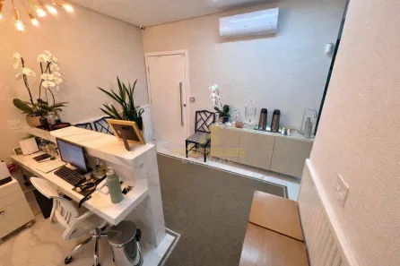 Sala Comercial para alugar, 10m² no Estuário, Santos