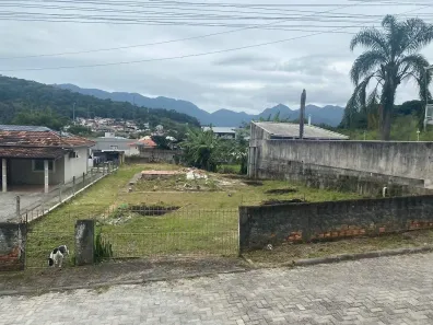 Lote/Terreno à venda, 833m² no Barra do Aririú, Palhoça