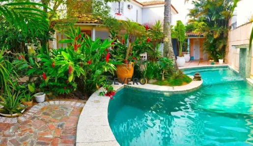 Casa com 3 Quartos à venda, 206m² no Maravista, Niterói