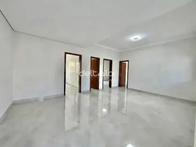 Casa com 2 Quartos para alugar, 90m² no Europa, Belo Horizonte