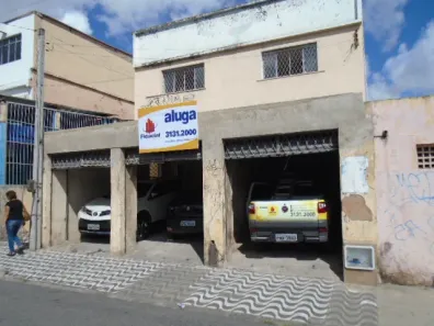 Casa com 5 Quartos para alugar, 406m² no Montese, Fortaleza
