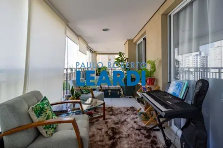 Apartamento com 3 Quartos à venda, 223m² no Vila Romana, São Paulo