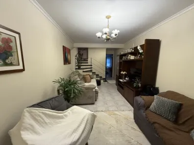 Sobrado com 2 Quartos à venda, 100m² no Jardim Maria Rosa, Taboão da Serra