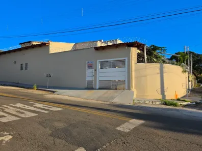 Casa com 5 Quartos à venda, 250m² no Residencial Sonho Verde, Goiânia