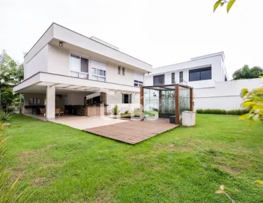 Casa com 4 Quartos à venda, 315m² no Loteamento Alphaville Residencial, Goiânia